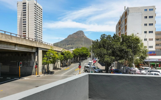 Urban luxury in the East Precinct