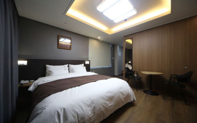 Central Park Hotel Busan