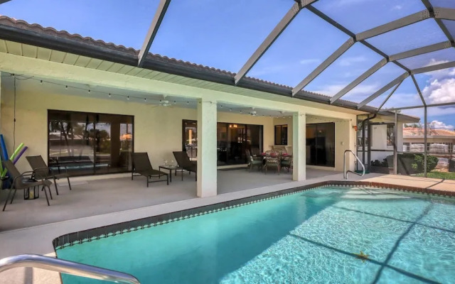 2310 el Cerito Court