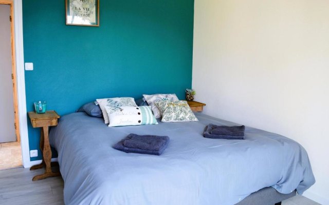 La Maison Penchee, Avec Jardin a 50m de la Plage