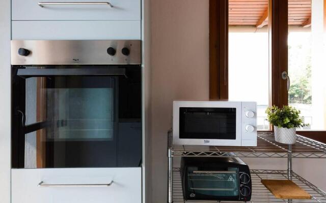 ALTIDO Spacious 2 BR Apt with Terrace in Cernobbio