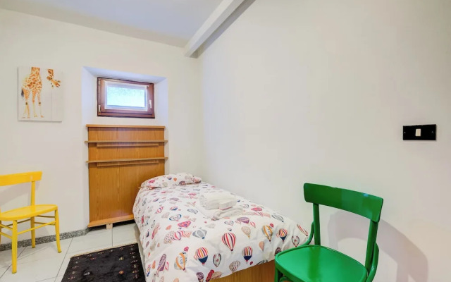 Ortensia Blu Lake And Relax