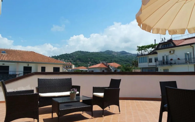 Mare Apartments