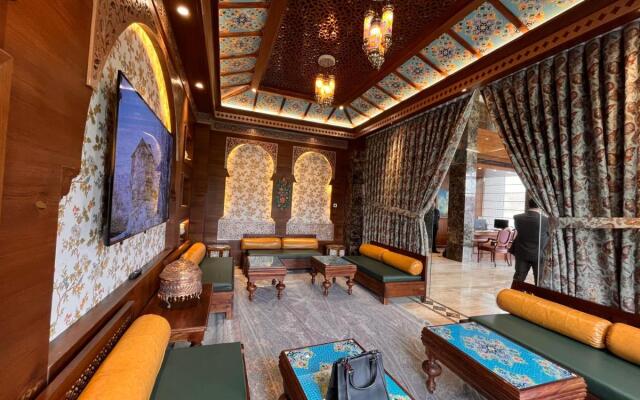 WelcomHeritage Grand Srinagar