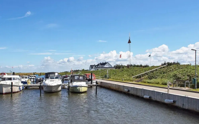 6 Person Holiday Home in Tarm