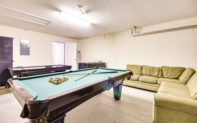 Game Room & Pool: Family-friendly Davenport Home!