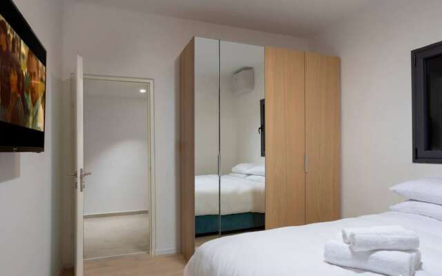 Cozy 2BR in Bezalel by HolyGuest