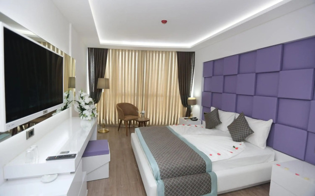 Elips Royal Hotel & Spa
