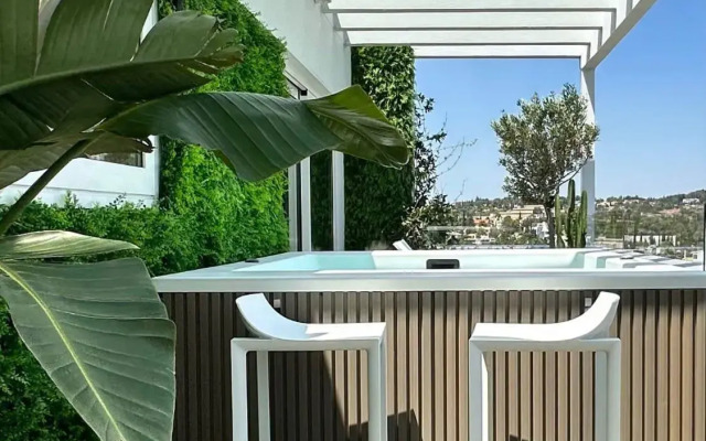 The One 360 Skyline Penthouse Athens