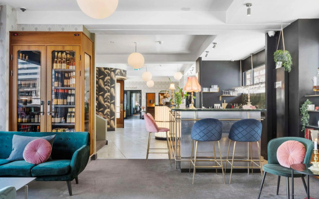 Hotel Astoria, Best Western Signature Collection