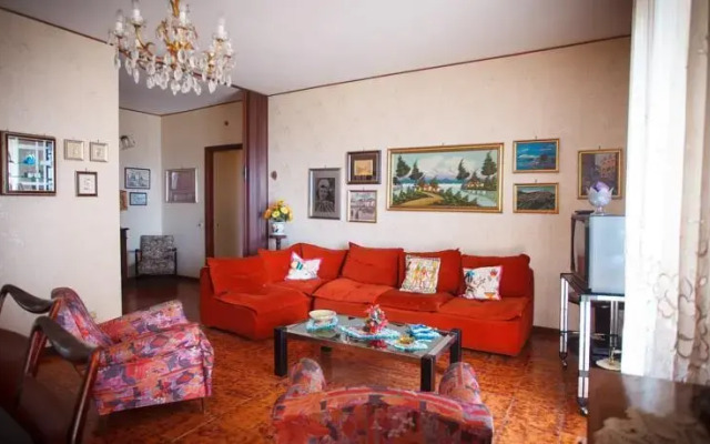 Grande Appartamento in Stile Classico
