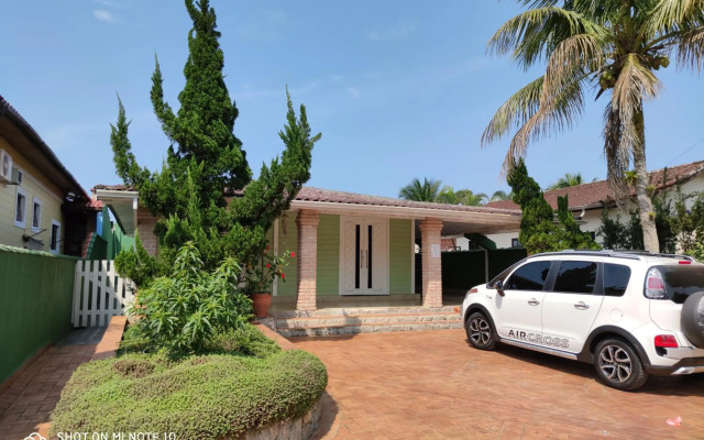 Casa com Piscina Morada da Praia