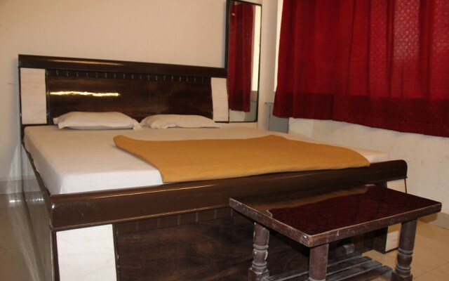 Swaraj Lodge