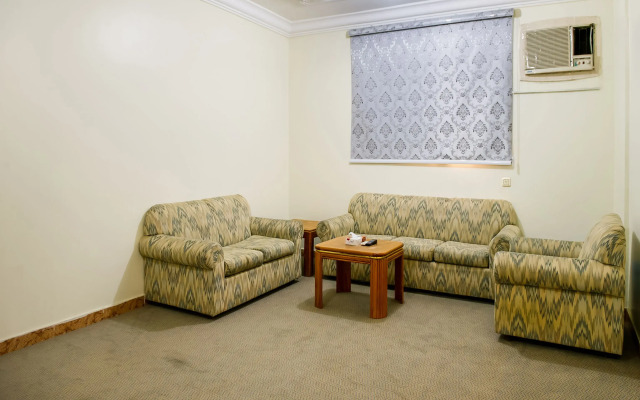 OYO 525 Rose Plaza 1
