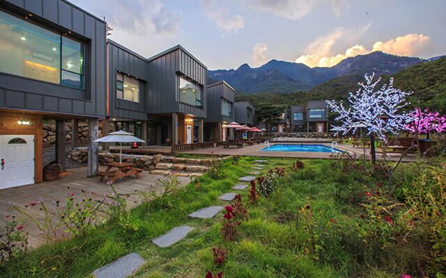 Jecheon Golden Week Pension