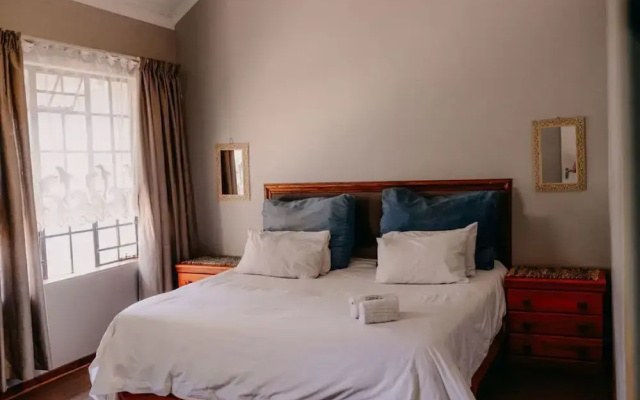 La Rona Hospitality Services
