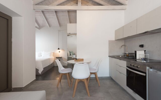 Calme Suites Mani