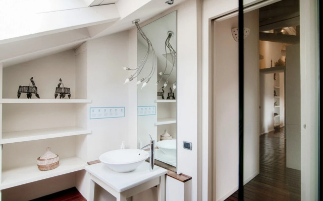 My Home In Como - Exclusive Atticex