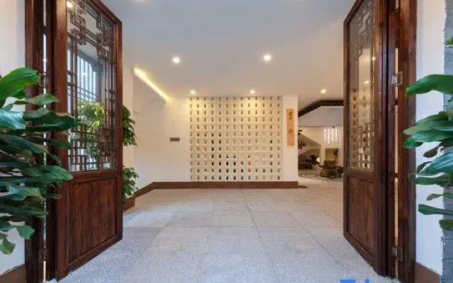 Phoenix Qingcheng Mountain Water · Courtyard Viewing Homestay