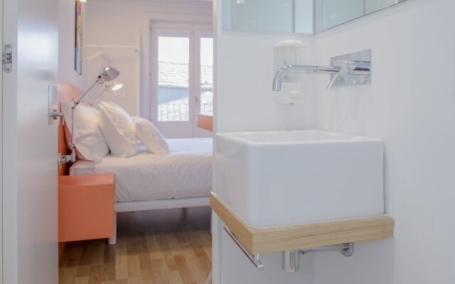 Liiiving in Porto Downtown Cosy Suites