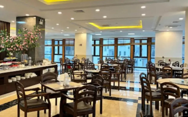 Peace Hotel Ha Long