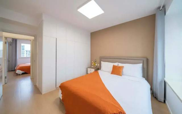 Tyms Changning Spacious 3BR 2BA APT