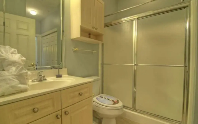 Magnolia Pointe Three-bedroom Apartment 404-4861
