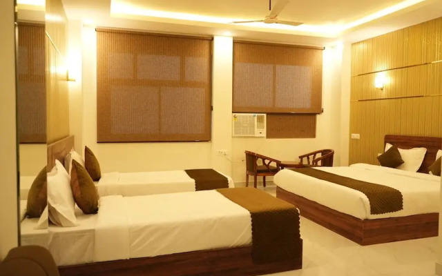 Hotel Golden Palace
