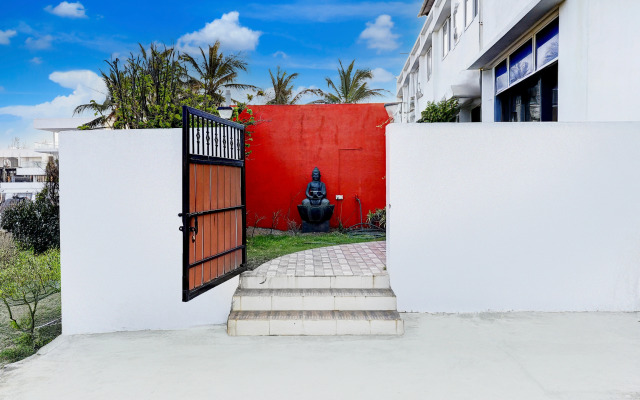 Super Collection O Nibav Beach View