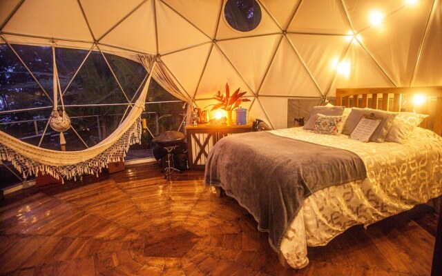 Faith Glamping Dome Costa Rica