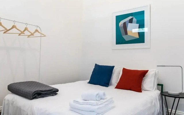 Cozy Brunswick East Home