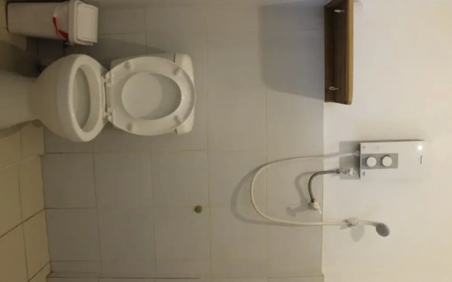 Jrm Travel And Lounge Hostel