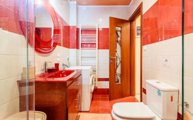 Athens Strawberry Hideaway - City Chic Retreat