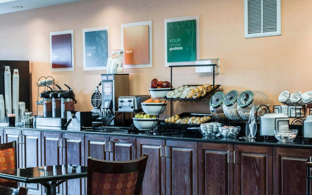 Comfort Inn Smithfield near I-95