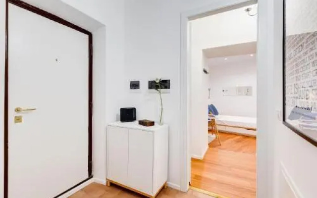 Lovely and modern nest near the Colosseum