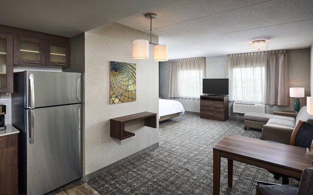 Staybridge Suites Niagara-On-The-Lake by IHG