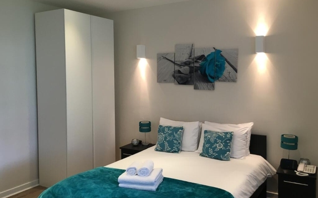 Flying Butler Vincent Square Apartment