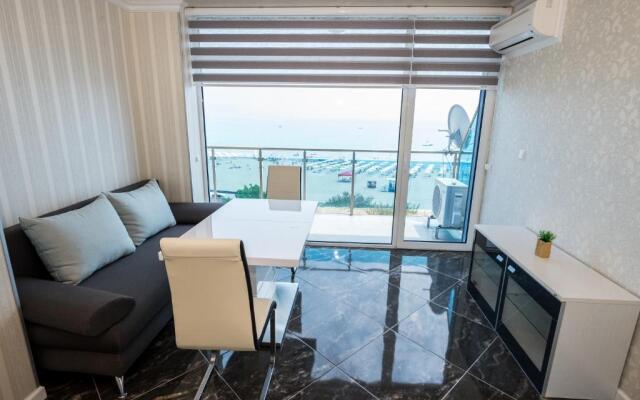 Deluxe Apartments Gallery 2