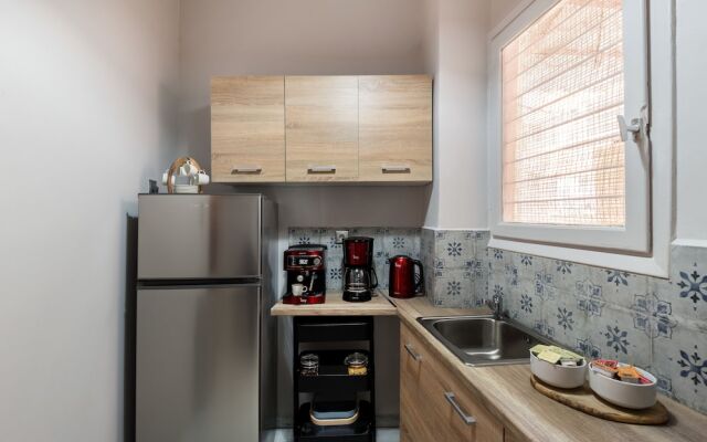 Afinestay at Acropolis