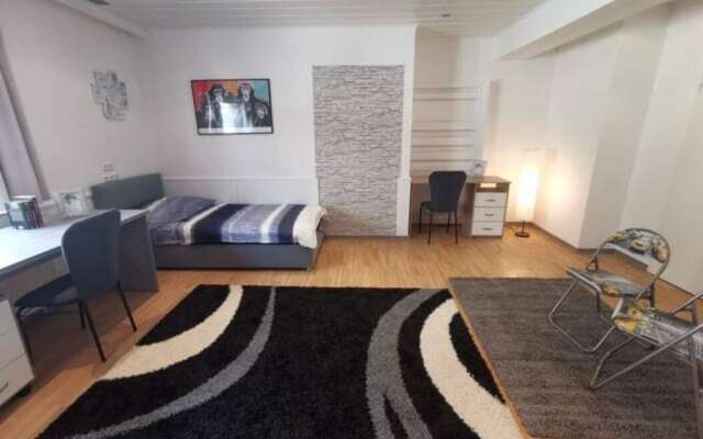 Eg11 Große 6 Zimmer Whg Für 6 Pers.