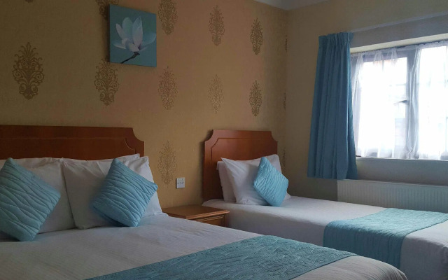 Bridge House Hotel