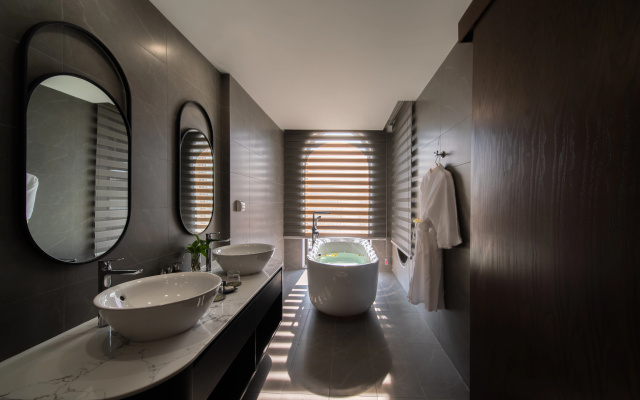 Grand Tourane Nha Trang Hotel - Image 7