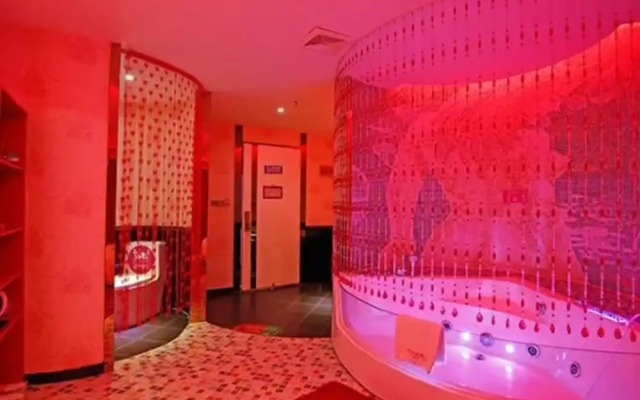 Romantic Love Theme Hotel