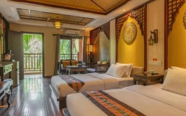 Floral Hotel Roaring Elephant