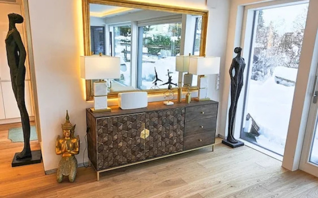 Luxus Neubau 170m2 Loft mit Pool Garten
