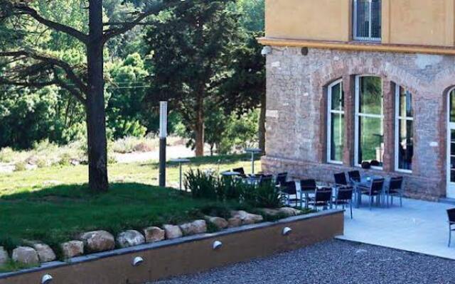 Hostal Antic Balneari De Rocallaura