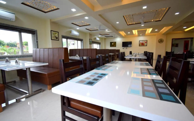 The Sky Imperial  Hotel Gopal Darshan