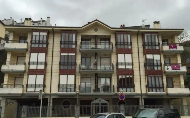Alameda Basque Stay