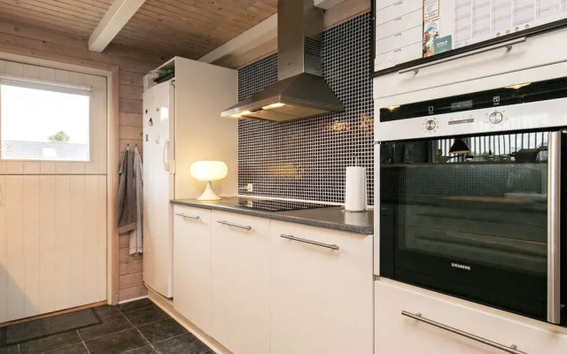 6 Person Holiday Home in Hals