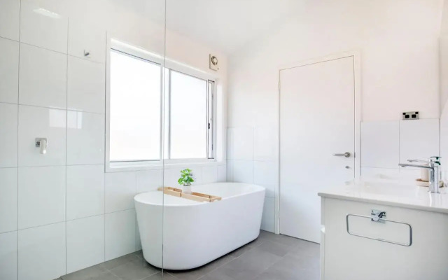 Nalu - Pet Friendly - 1 Min Walk to Beach